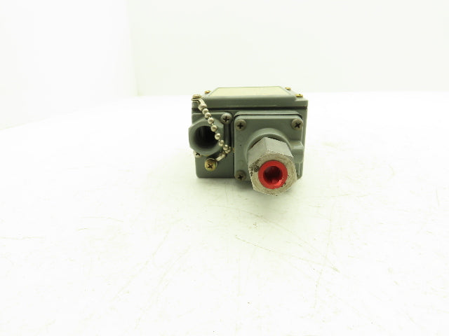 Square D GJW-1 Differential Pressure Switch 15-825PSID Class 9012 600VAC/DC