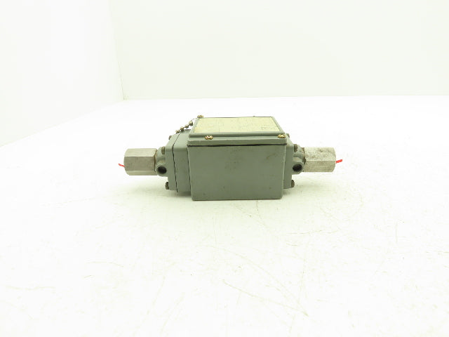Square D GJW-1 Differential Pressure Switch 15-825PSID Class 9012 600VAC/DC