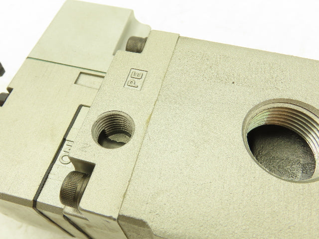 SMC VP3145-069DLA-N Pneumatic Solenoid Valve 3-Port 3/4"npt 115VAC