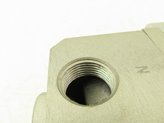 SMC VP3145-069DLA-N Pneumatic Solenoid Valve 3-Port 3/4"npt 115VAC