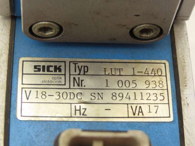 Sick LUT 1-440 Electronic Liminescence Adjustable Sensitivity Sensor 18-30 VDC