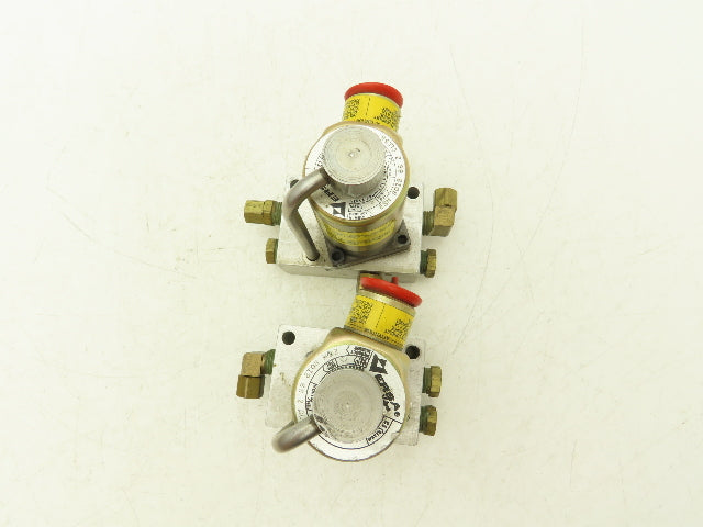 Versa ESM 8012 66 Z CLL36 Solenoid Valve 75psi 120V 1/4"npt Manifold  Lot of 2