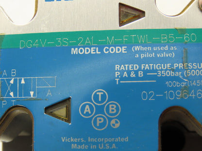 Vickers DG4V-3S-2AL-M-FTWL-B5-60 Hydraulic Directional Solenoid Valve 120VAC