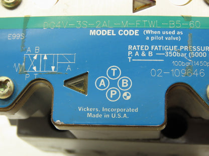 Vickers DG4V-3S-2AL-M-FTWL-B5-60 Hydraulic Directional Solenoid Valve 120VAC