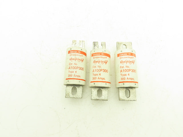 Gould Shawmut A100P300 Amp Trap Fuse Fast Acting 300A 1000VAC Blade Mt Lot Of 3