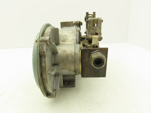 Yaskawa Electric PMEE-12CBB Welder Wire Motor Feeder 24VDC Size 1.0 Rollers