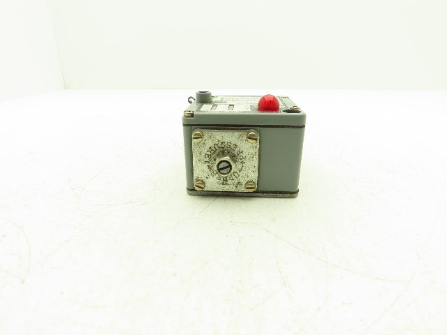 Allen Bradley 836T-T253JX121X15 Series A Pressure Control 6-30 PSI Differential
