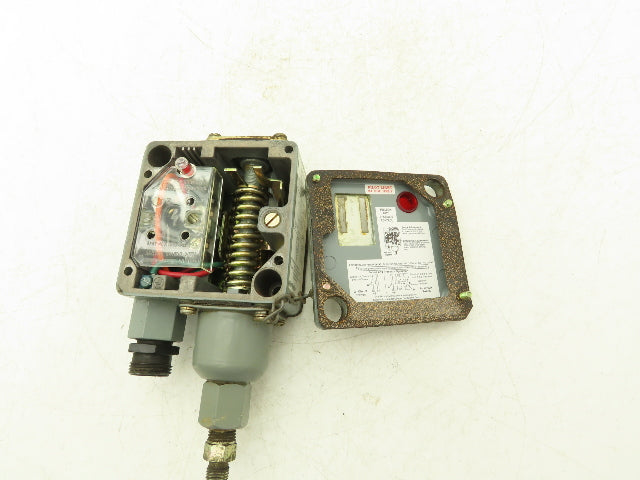 Allen Bradley 836T-T252JX121X15 Series A Pressure Control 3-15 PSI Differential