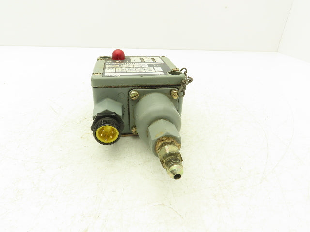 Allen Bradley 836T-T252JX121X15 Series A Pressure Control 3-15 PSI Differential