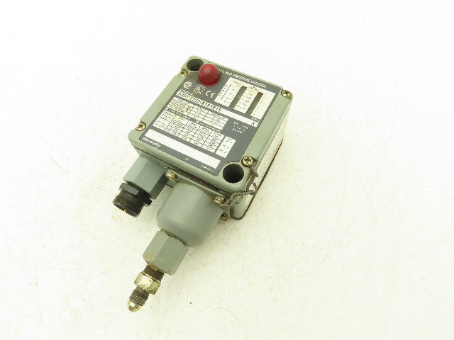 Allen Bradley 836T-T252JX121X15 Series A Pressure Control 3-15 PSI Differential