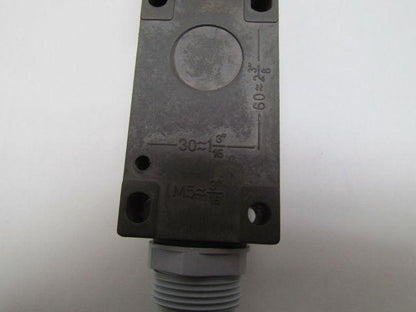 Euchner NZ2VZ-528E Safety Switch NNB