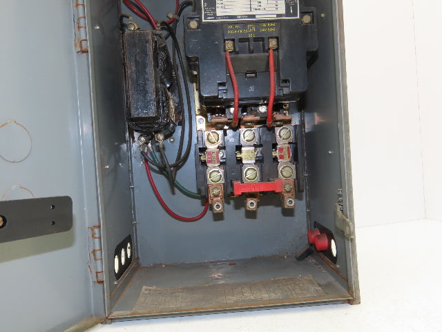 Square D 8536 Motor Starter Contactor Size 3 50Hp 3PH 600V 120V Coil Enclosure