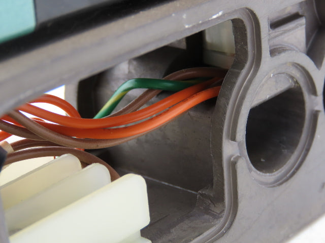 Numatics 082SS515M019M61 Pneumatic Dual Solenoid Valve 4/3 Way 150 PSI 24VDC