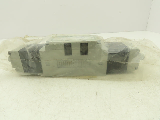 Numatics I34SS500K000030 Pneumatic Dual Solenoid Valve 3/4 Way 150 PSI 120VAC