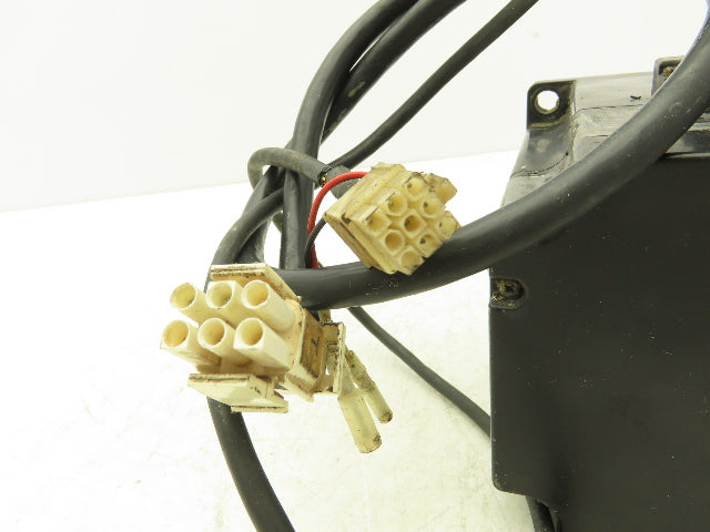 Yaskawa SGMPH-15A1A-YR11 AC Servo Motor 0.1kW 200v 0.89A 3000rpm