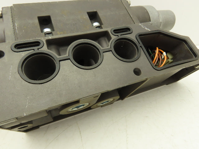 Numatics I35RD115J Pneumatic Solenoid Valve Manifold Regulator Assembly Unit