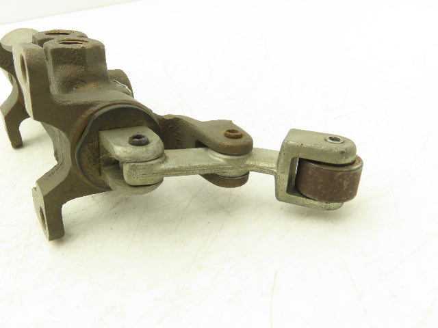 Schrader Bellows M09524603 Pneumatic Manual Air Valve Roller Lever Spring Return