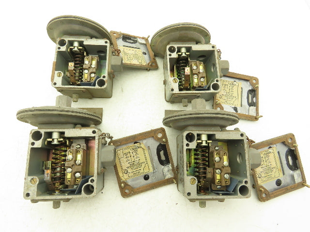 Square D 9012 AMW1  Pressure Switch 0.25-2.5# 120V-600VAC Lot Of 4