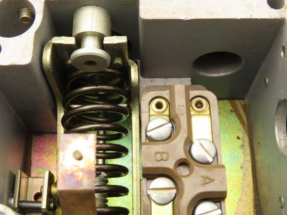 Square D 9012 AMW1  Pressure Switch 0.25-2.5# 120V-600VAC Lot Of 4