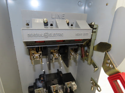 General Electric TH3362  Safety Disconnect Switch Fused 60A 600VAC Model 10