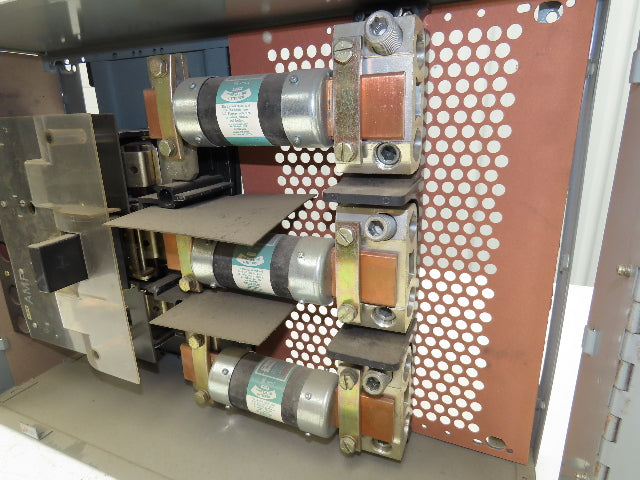 Westinghouse FDP325R Safety Disconnect Switch 400A 240VAC 100Hp 3Ph Fused