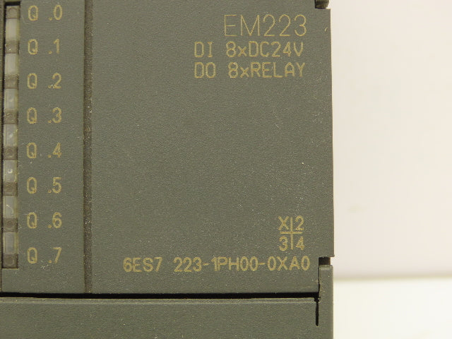 Siemens 6ES7223-1PH00-0XA0 Digital Output Module 24VDC E-Stand 01