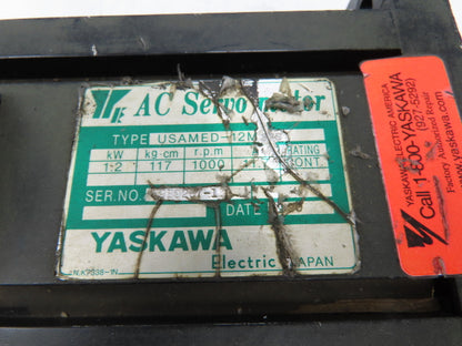 Yaskawa USAMED-12M AC Servo Motor 1.2 kW 1000 RPM Absolute Encoder UTMAH-B15BS
