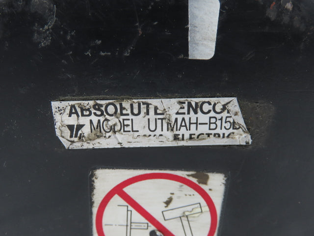 Yaskawa USAMED-12M AC Servo Motor 1.2 kW 1000 RPM Absolute Encoder UTMAH-B15BS