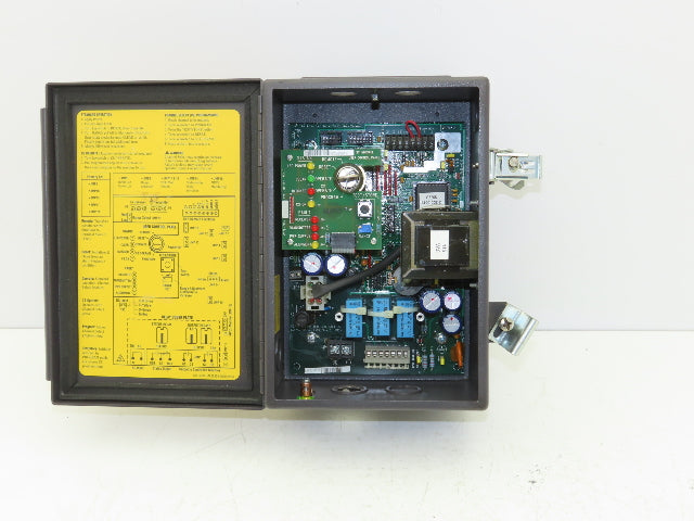 Sti Inc MS4400B-2 Mini Safe Safety Light Curtain Controller Module 115VAC