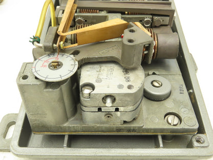 Bailey FC210 Mini-Line Pneumatic Pressure Controller 3-15psi Regulator Module