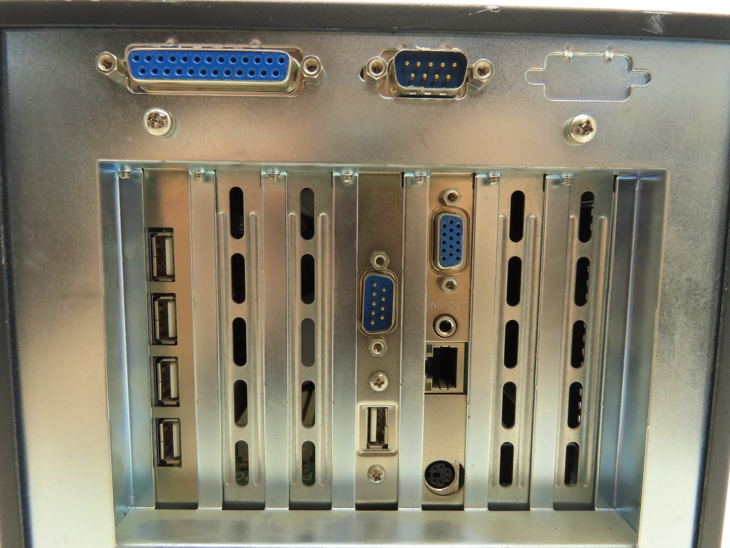 Allen Bradley 6155R-7PXPH Industrial PC Computer Windows XP Professional