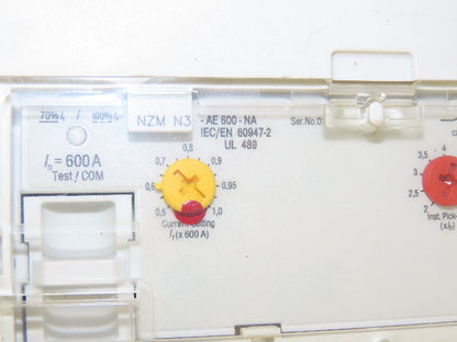Moeller NZMN3-AE 600-NA 3 Pole Circuit Breaker 600 Amp 600V Thru-Door Disconnect