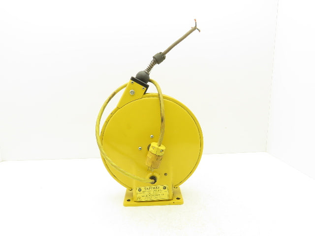 Woodhead Safeway 943 Retractable Cord Reel 120V 30' Constant Tension Non-Locking