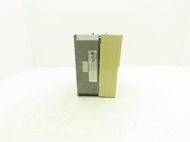 ABB ACS201-1P6-3-0010 ACS 200 AC VFD Drive 1HP 480V 3PH Broken Cover