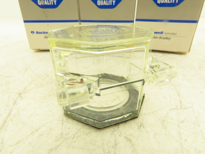 Allen Bradley 800H-NP4 30mm Padlocking Cover Non-Illuminated Pushbutton Lot of 4