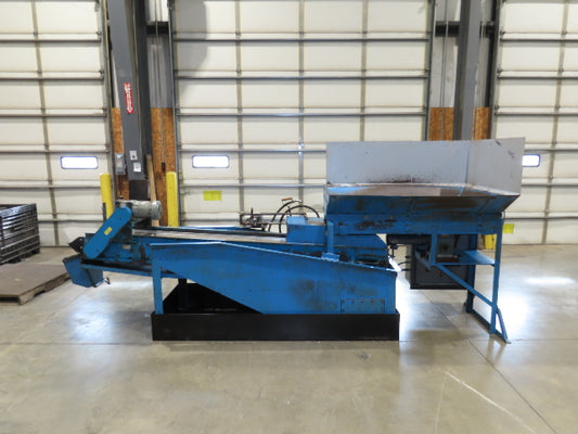 Spartec Steel Parts Conveyor Shaker Feed Bin w/Oiler Pump Mesh Belt & Oil Tank