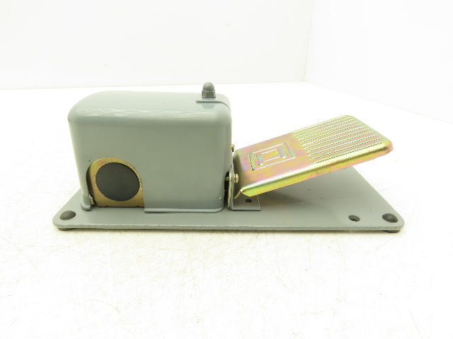 Square D CG-2 Foot Switch Class 9002