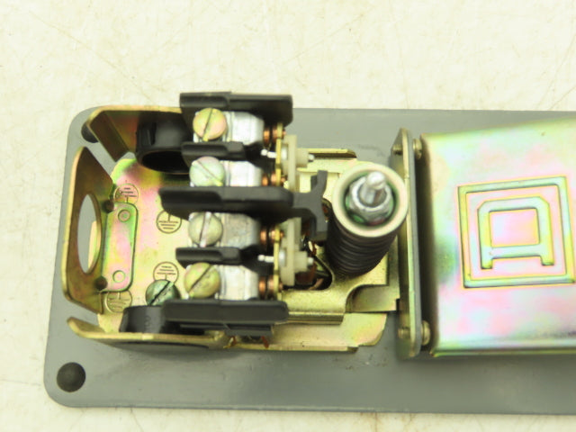 Square D CG-2 Foot Switch Class 9002