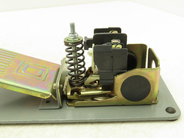 Square D CG-2 Foot Switch Class 9002