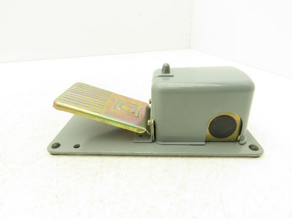 Square D CG-2 Foot Switch Class 9002