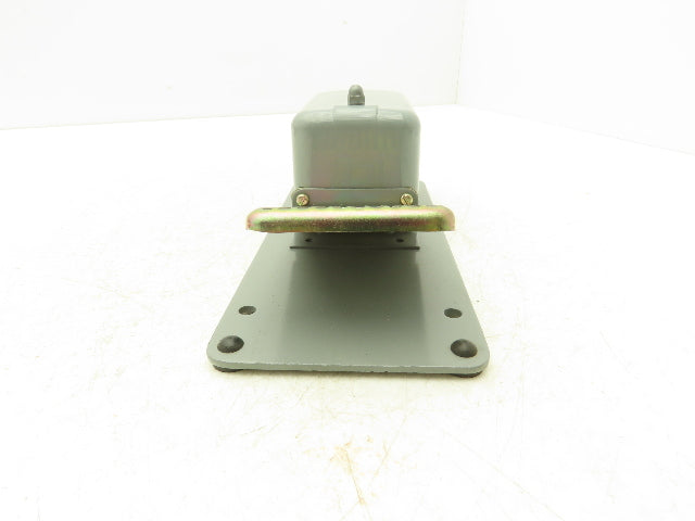 Square D CG-2 Foot Switch Class 9002