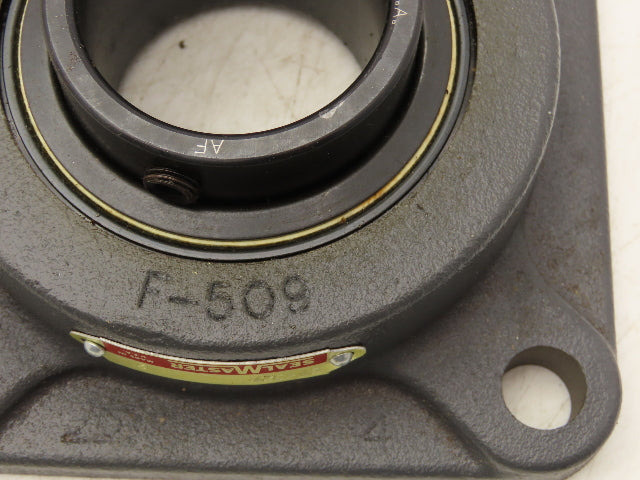 SealMaster SF-32R Flange Ball Bearing 2" Bore W/Bearing Insert 1-2 4 Bolt Mount