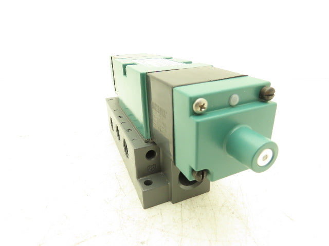 Numatics Pneumatic Air Solenoid Valve with Base 4/3 Closed Center 120V 1/2"NPT
