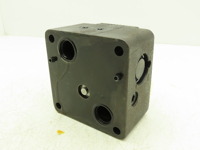 Vickers FG 03 28 22 Hydraulic Flow Control Valve Eaton Keyed- Key Missing.