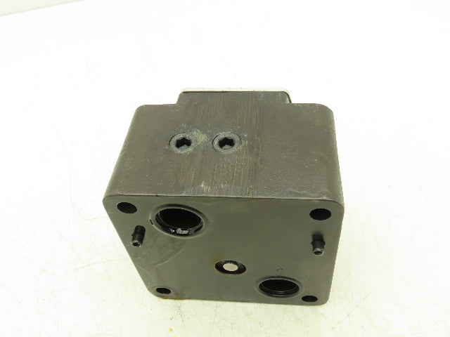 Vickers FG 03 28 22 Hydraulic Flow Control Valve Eaton Keyed- Key Missing.