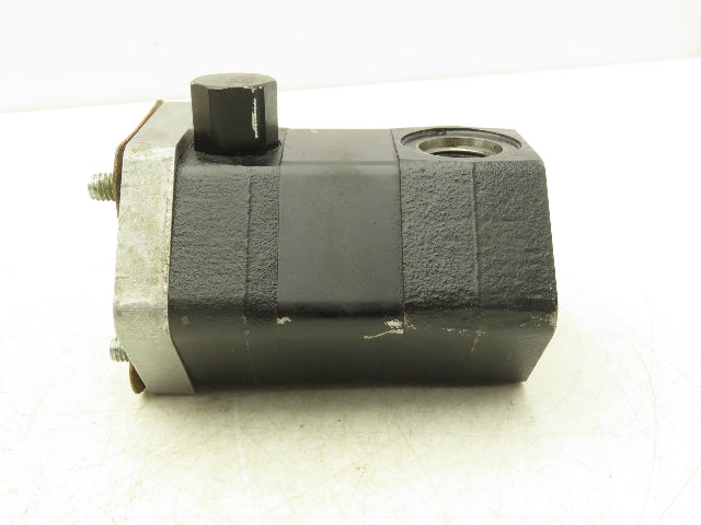 PE-1069 Hydraulic Gear Pump Spline Shaft 4-Bolt Flange SAE Ports