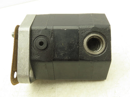 PE-1069 Hydraulic Gear Pump Spline Shaft 4-Bolt Flange SAE Ports