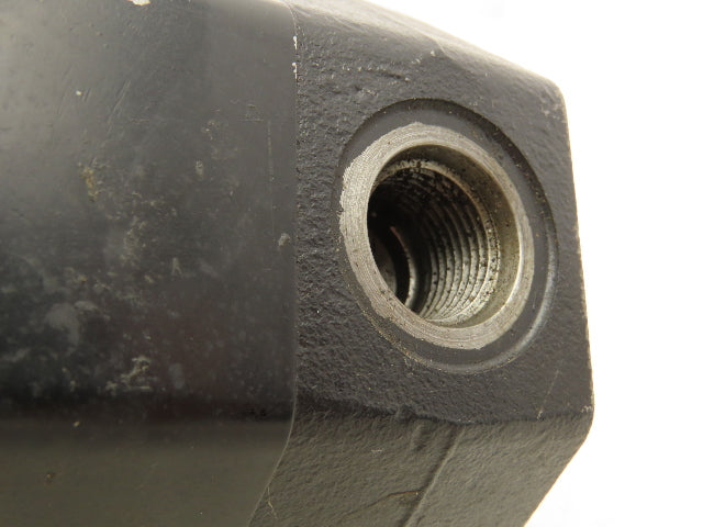 PE-1069 Hydraulic Gear Pump Spline Shaft 4-Bolt Flange SAE Ports