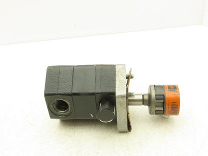 PE-1069 Hydraulic Gear Pump Spline Shaft 4-Bolt Flange SAE Ports