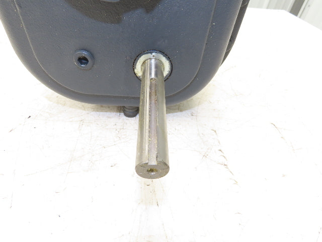 Browning 107SMTP25 Shaft Mount Reducer Gearbox 4.725:1 Ratio 6.4Hp Torque Taper